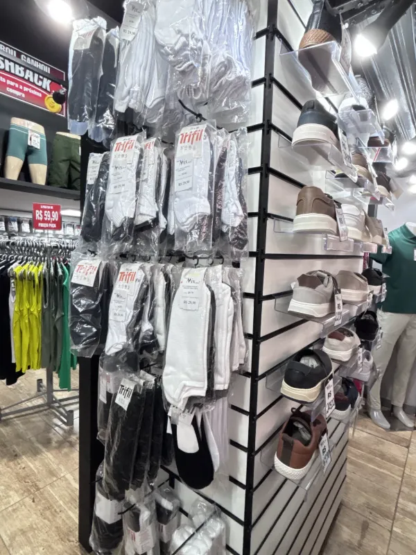Meias, cuecas e acessórios masculinos